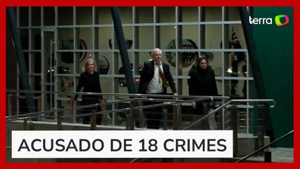 Julian Assange se declara culpado e volta à Austrália