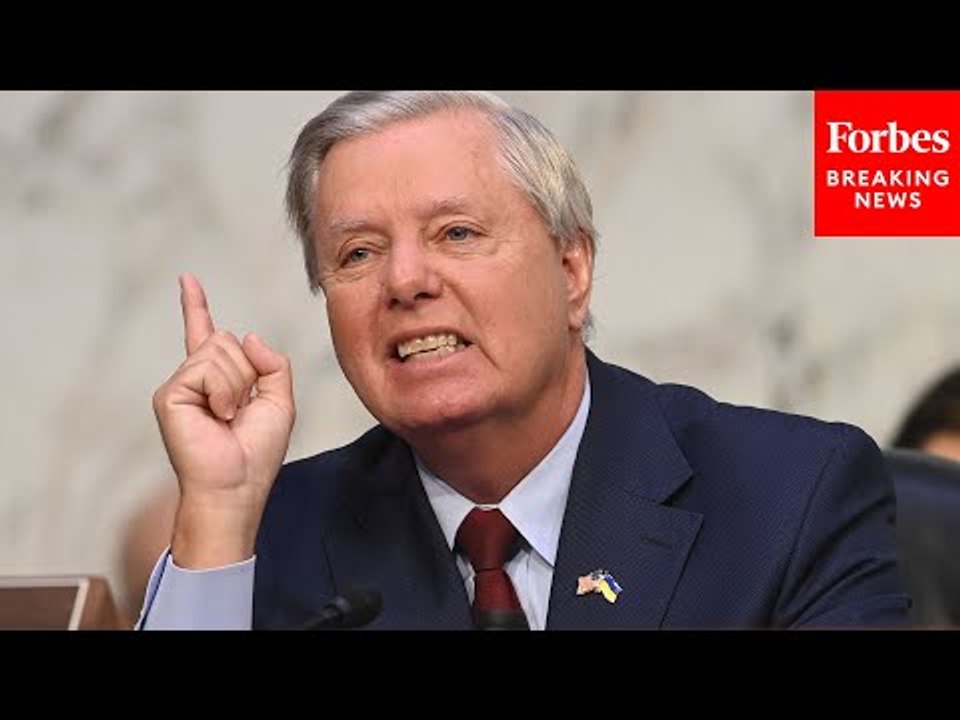 'The System Is Failing': Lindsey Graham Reacts After Suspected Terrorists Cross Southern Border