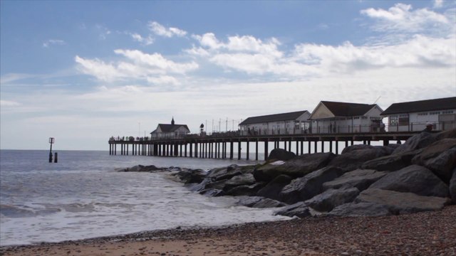 Brits are choosing package holidays over staycations as UK break prices skyrocket