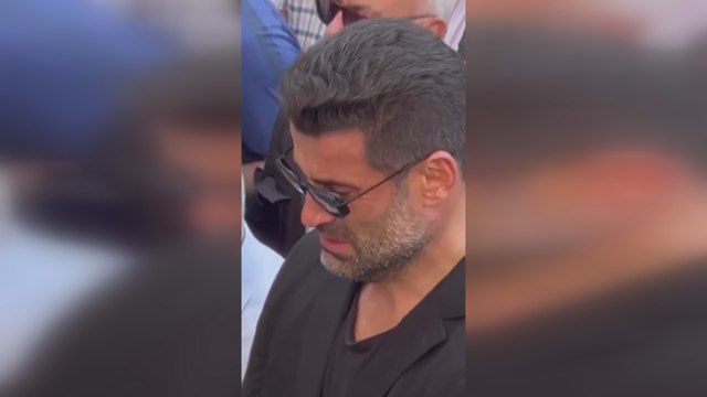 Volkan Demirel babasını gözyaşları içinde son yolculuğuna uğurladı