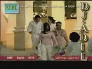 Clip_videozik-com_60344_mostafa-amar_bahebak-min-zaman