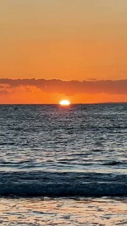 Beautiful sunset. Last minute if the day. April 2, 2023 @sunset @scenery @ou_HD