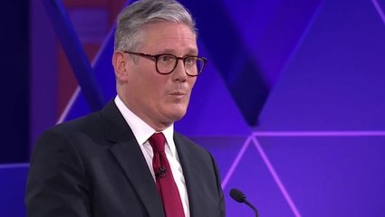 Sunak laughs as BBC debate host reminds Starmer of his previous support for Corbyn