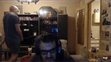 JOHARNO IMITE SOPHIA  QUI JOUE  LES VICTIMES  CAR ELLE FAIT  DES FAUT  DROIT D AUTEURS