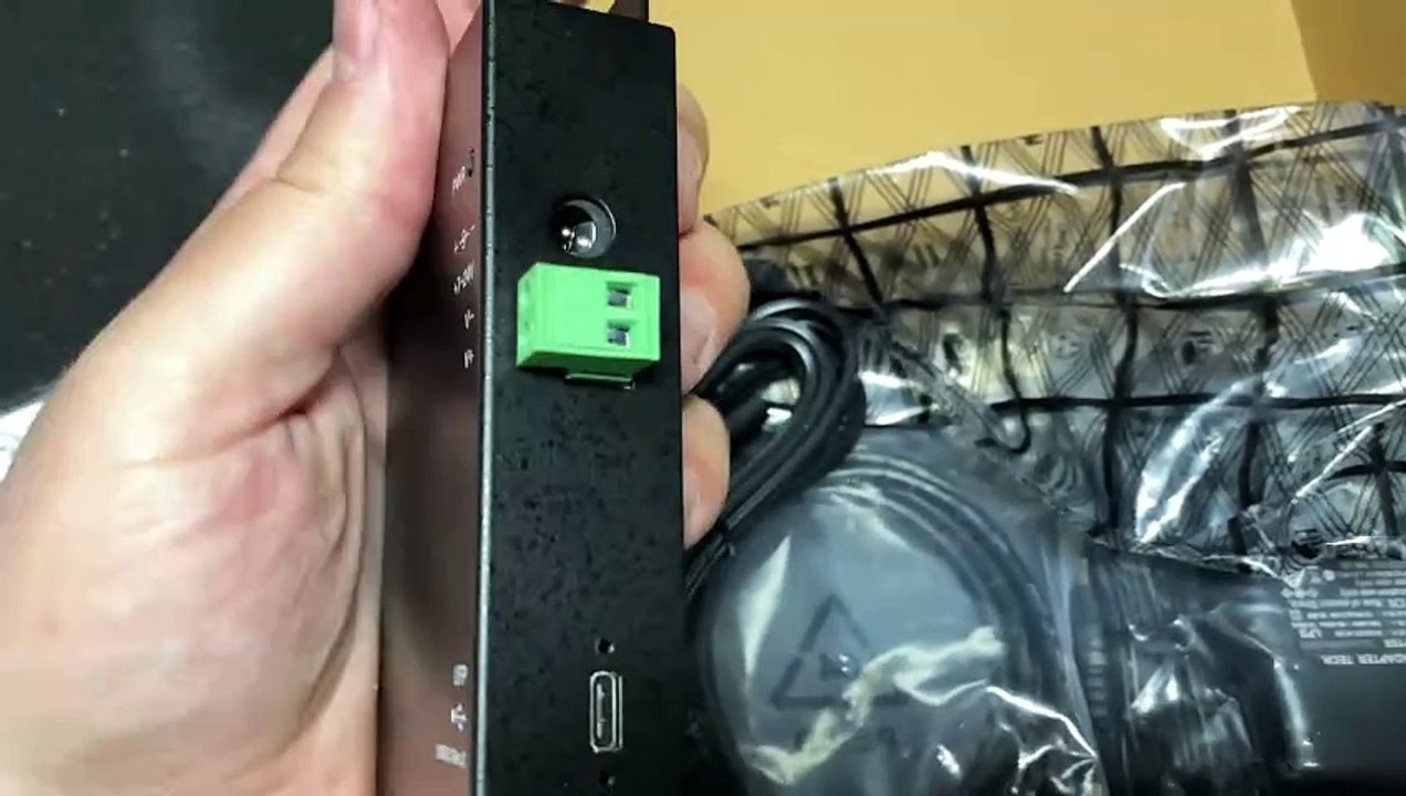 CoolGear Powered USB C &A 7 Port USB 3 2 Gen 2 10Gbps INDUSTRIAL Hub Unboxing Review #wisebuyreviews