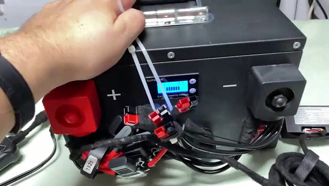 Bate Lithium SAFE Metal Encased 12v 1250Wh LiefPo4 BATTERY with SWITCH Review #wisebuyreviews