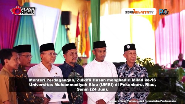 MENDAG ZULKIFLI HASAN HADIRI MILAD KE-16 UMRI