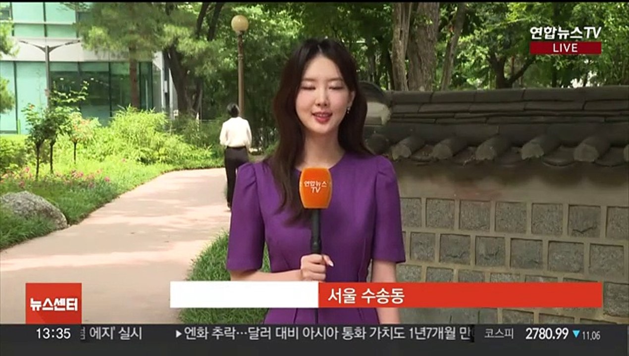 [날씨] 남부 요란한 장맛비…중부 맑은 하늘에 낮 더위
