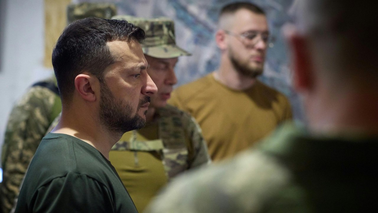 Selenskyj besuchte Frontregion Donezk