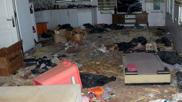 Kiracıdan geriye, kedi ölüleri ve harabe kaldı