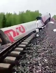 Descarrilamento de comboio Vorkuta-Novorossiysk em Komi, na Rússia