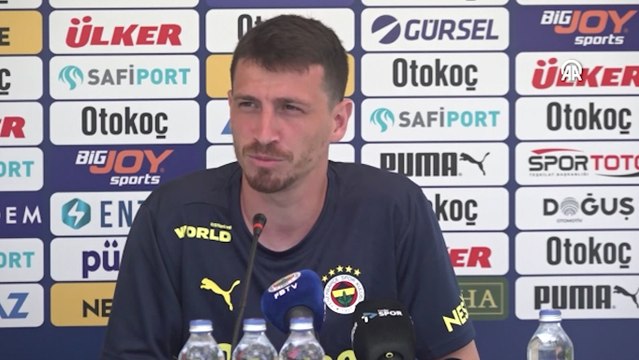 Fenerbahçeli Mert Hakan Yandaş, gazetecilerin sorularını yanıtladı