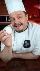 Tuto Cuisine : Epluchage de champignons ! (Exclusivité Dailymotion)