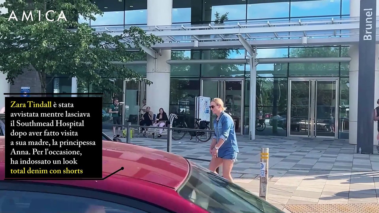 Il royal look che non ti aspetti: Zara Tindall con gli shorts e il total denim