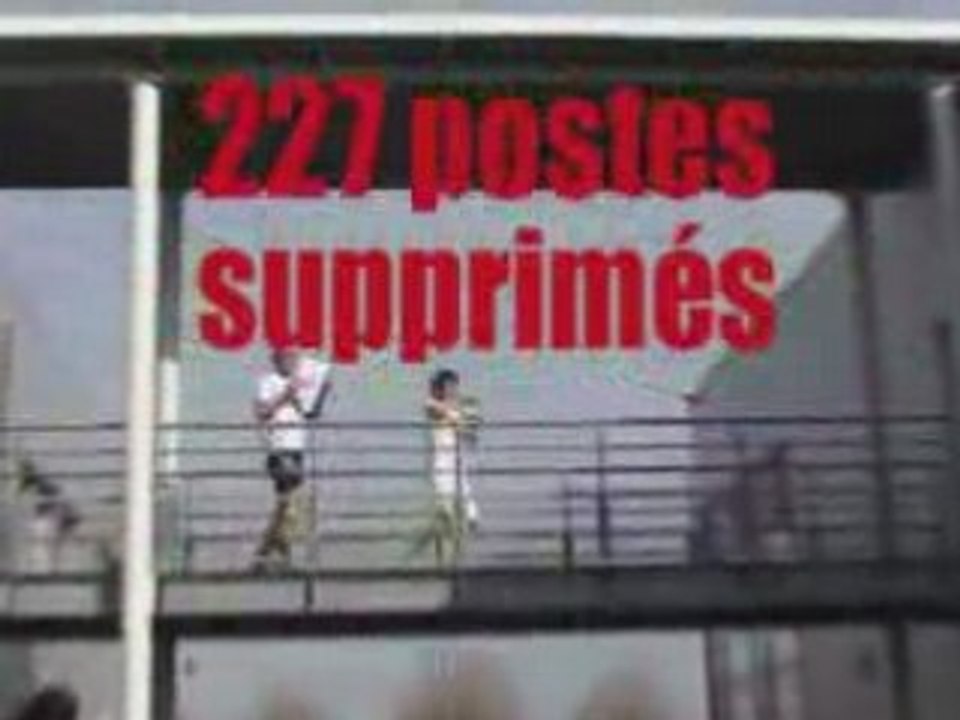 077 277-(1)- En short contre les suppressions de postes !