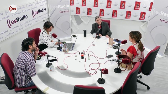 Crónica Rosa: Álvaro Muñoz Escassi se declara a María José Suárez y rompen