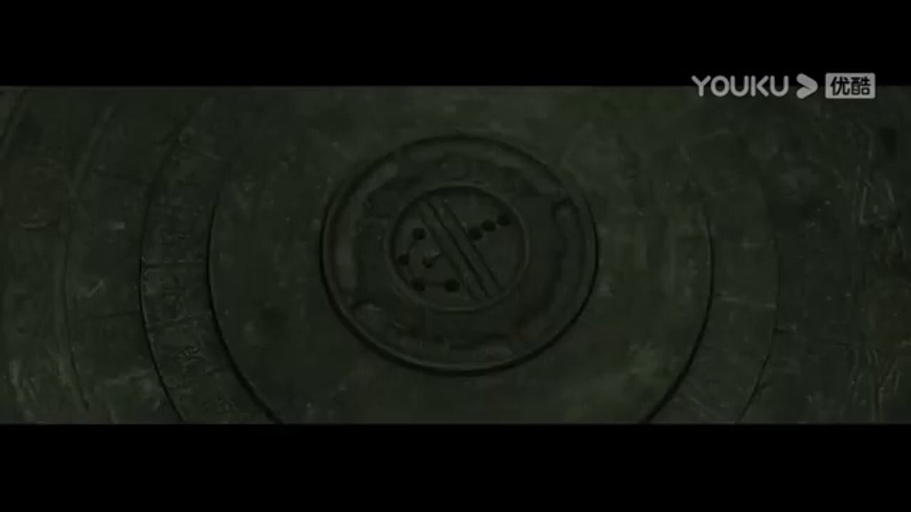 Beauty stranded on an island, chased by a giant snake!【Skull Island in Hindi Dubbed】| YOUKU MOVIE