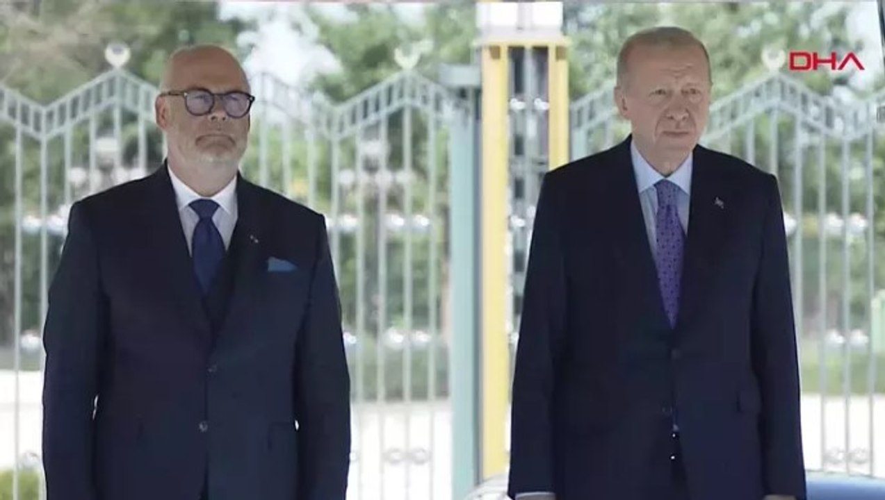 Cumhurbaşkanı Erdoğan, Estonya Cumhurbaşkanı Alar Karis’i resmi törenle karşıladı