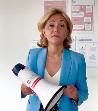 La colère de Valérie Pécresse qui révèle avoir découvert du matériel pédagogique LFI dans une salle de classe d'un lycée de Seine-Saint-Denis: Nos lycées doivent rester un lieu neutre de toute propagande électorale