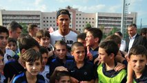 Ein Gruppenbild aus 2013: Die besondere Geschichte zwischen Ronaldo und Georgien