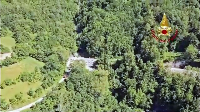 Fiume Lamone, tre ragazzini e un'educatrice salvati dalla piena: l'intervento dei vigili del fuoco