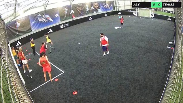 KABUBU 27/06 à 16:42 - Football Terrain 2 (LeFive P13)