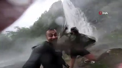 Mençuna Şelalesi'nde ölüm kalım savaşı