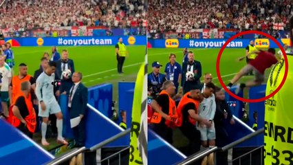 Euro 2024: Aficionado salta desde la grada para buscar una foto con Cristiano Ronaldo y sufre dura caída