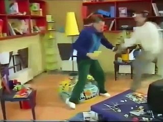 ChuckleVision 7x11 The Final Frontier(360p)