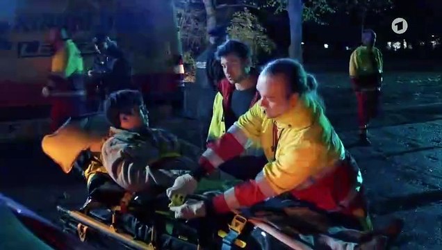 In aller Freundschaft Staffel 26 Folge 3 (1008) Schutzlos