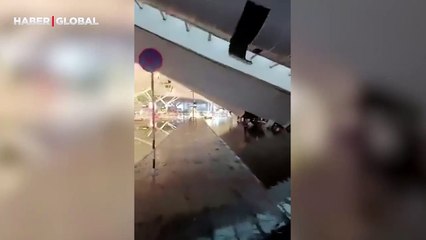 Delhi Havalimanı'nın çatısı çöktü: 1 ölü