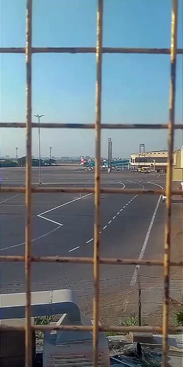 airport #viral #trending #foryou #tiktok #delicious #gaming #reels