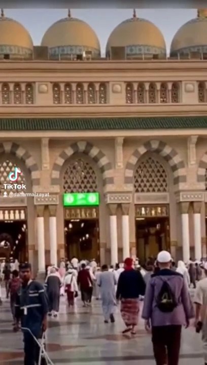 صلى على رسول الله صلى الله عليه وسلم