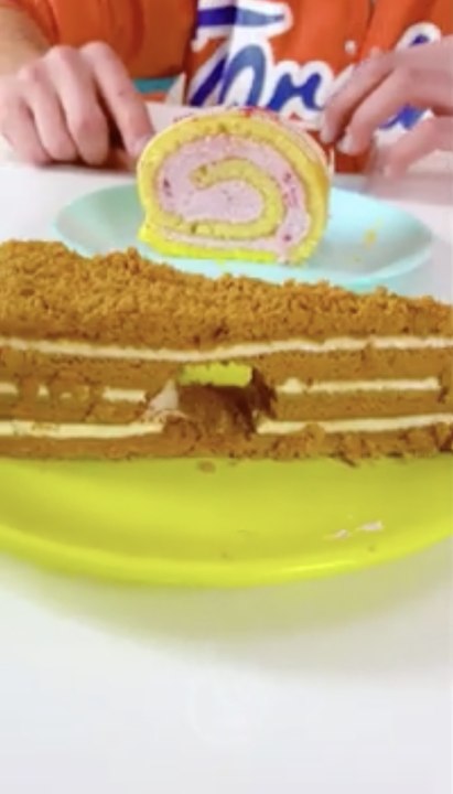 Vol de gâteau cassé  #drôle