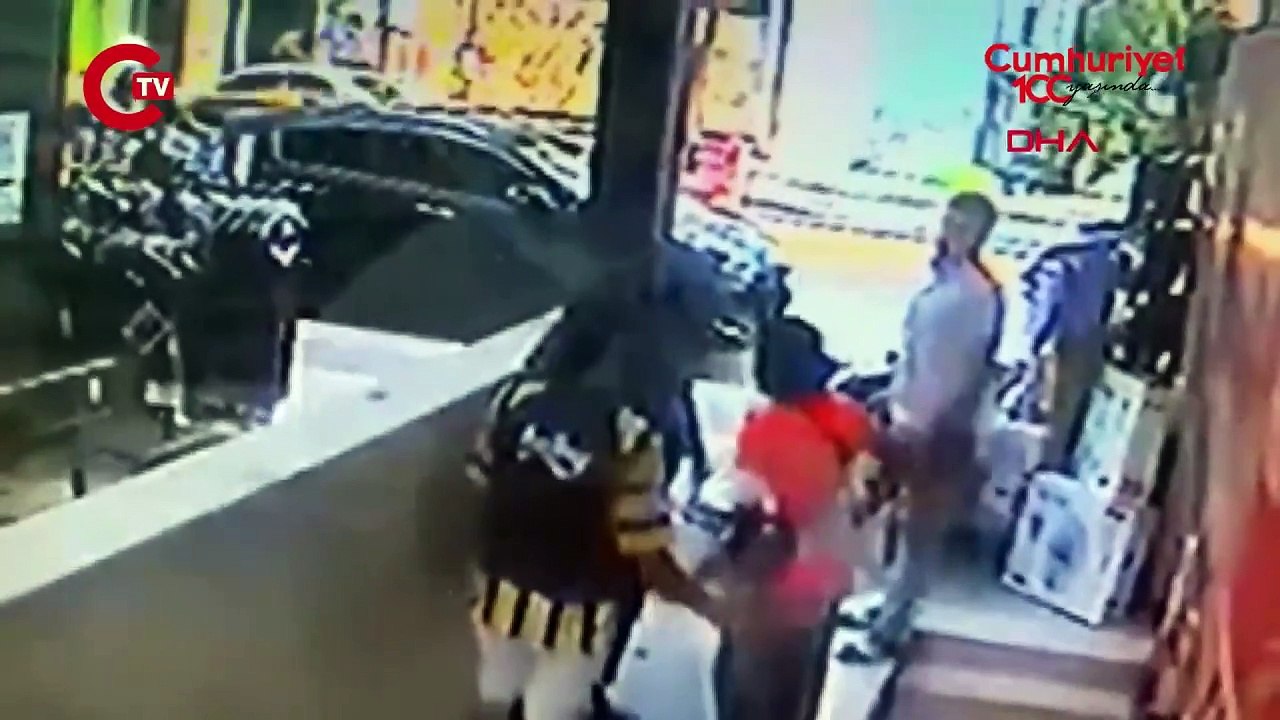 Vantilatör çaldı, görüntülerini sosyal medyada görünce pişman olup 'özür' diledi