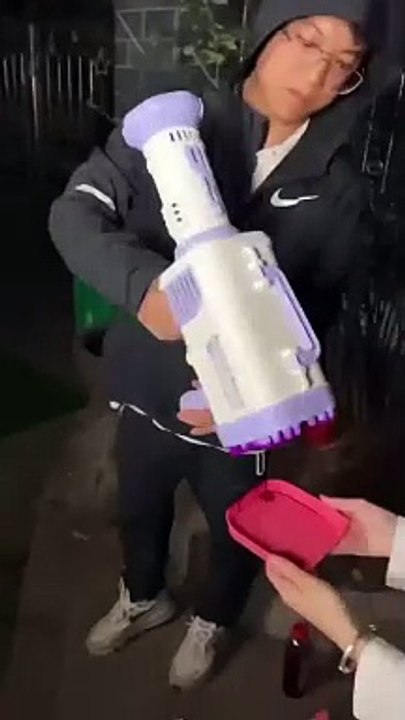 Automatic Flashing Rocket Launcher Bubble Gun #shorts #shortvideo #video #virals #videoviral #innovationhub
