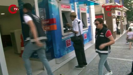 Son dakika... Yüzmilyonlarca liralık vurgun iddiası Polisten Denizbank Bornova şubesinde arama
