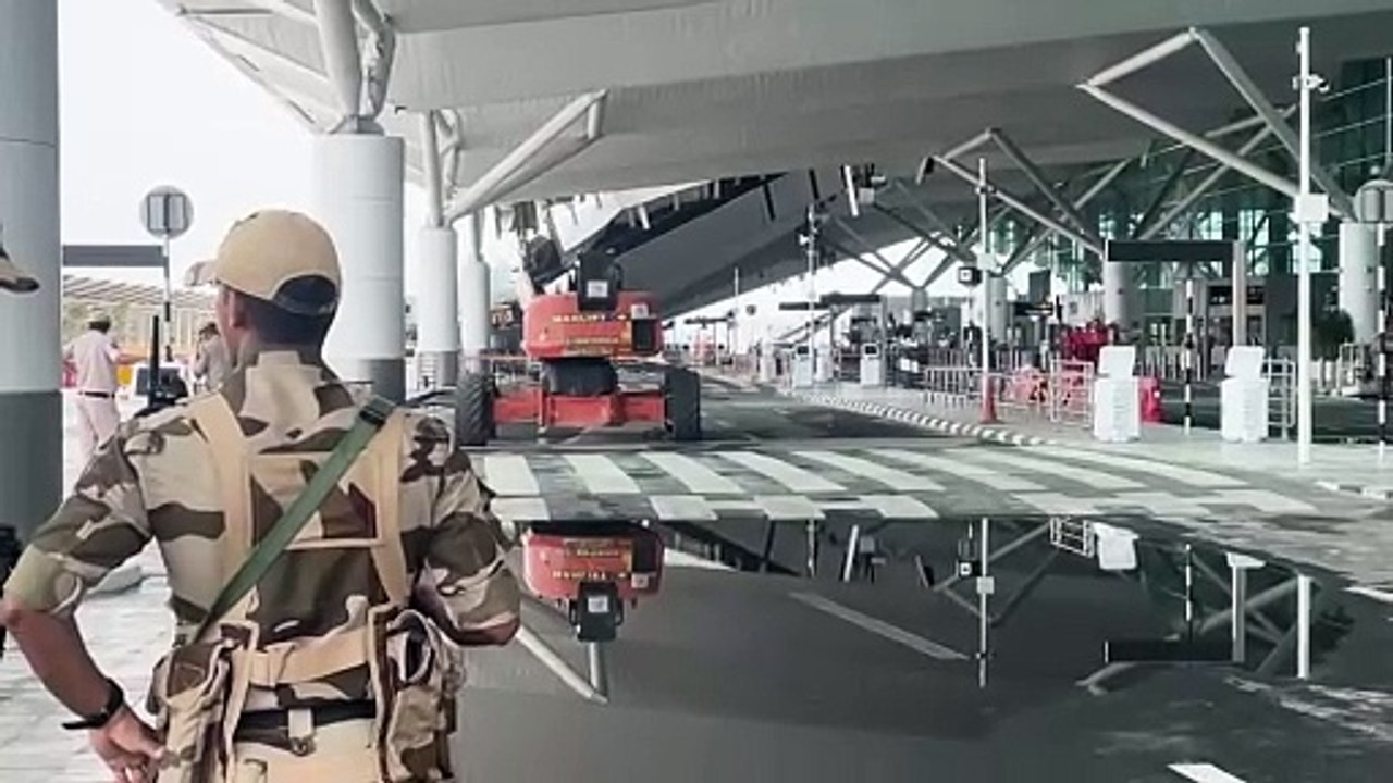 Un muerto y ocho heridos tras derrumbarse parte del techo del aeropuerto de Nueva Delhi