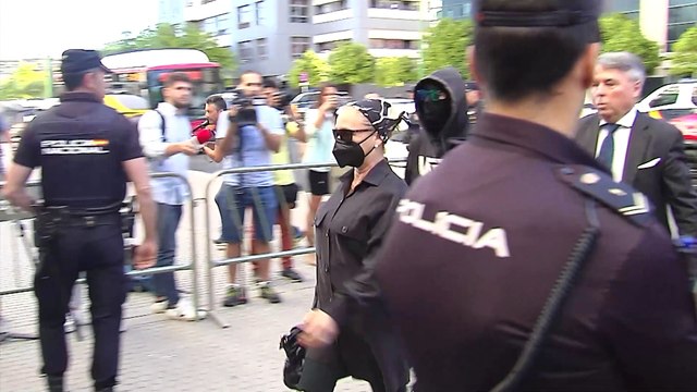 Los padres de Marta cargan contra la Justicia y recurrirán la sentencia del Cuco y su madre