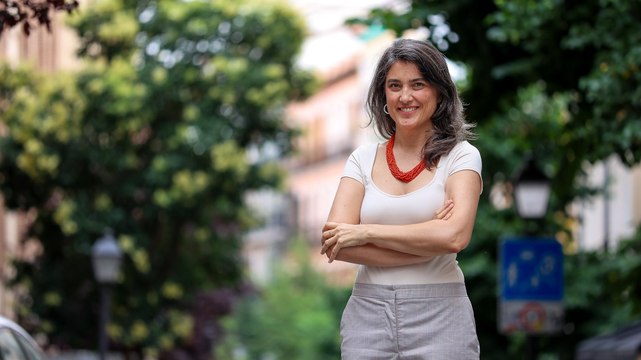 Manuela Bergerot: Ayuso convirtió a la Asamblea de Madrid en el primer parlamento autonómico que legisla en democracia para recortar derechos