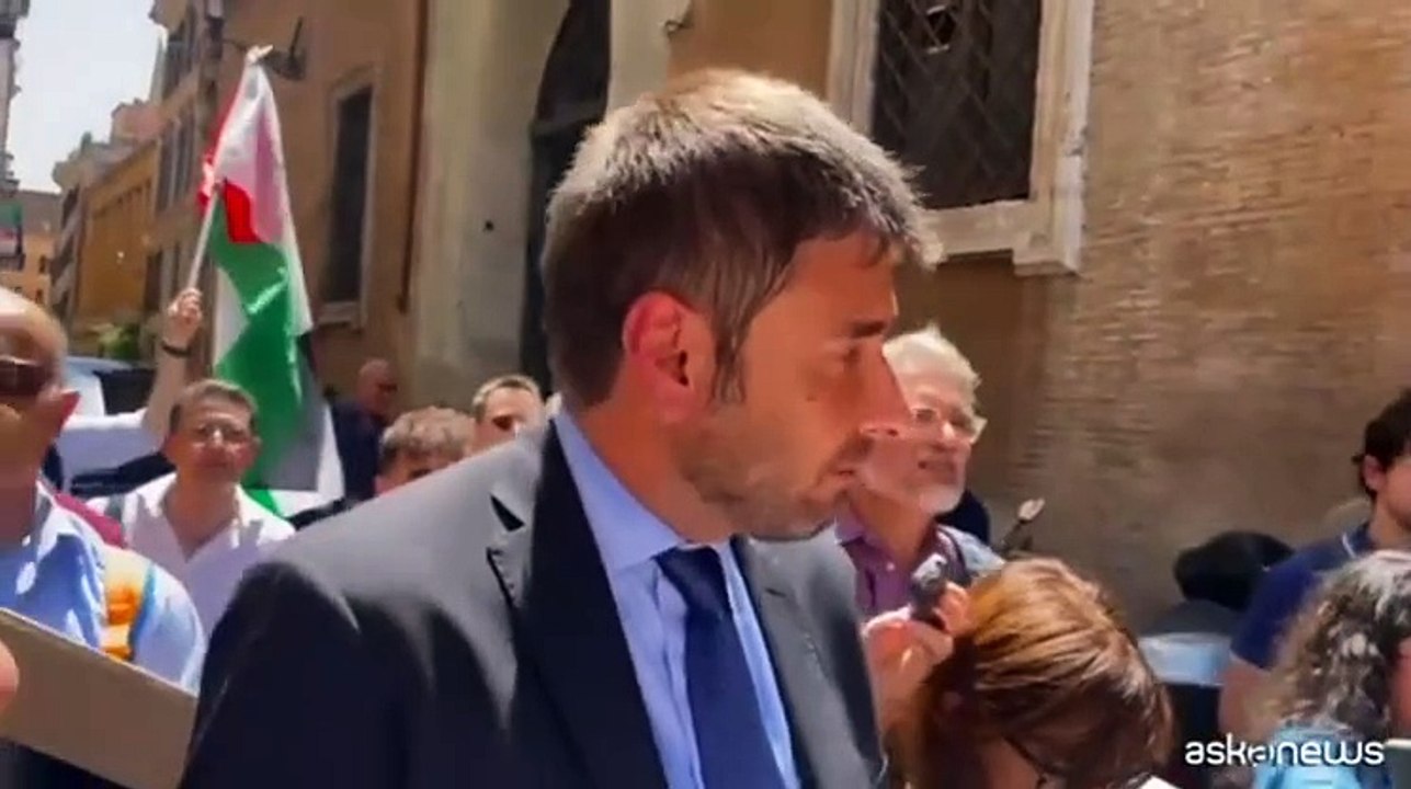 Di Battista: sulla Palestina parlamentari si voltano dall'altra parte