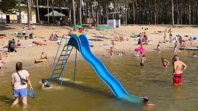 Gorący, czerwcowy piątek 2024 nad jeziorem Czarnym we Włocławku