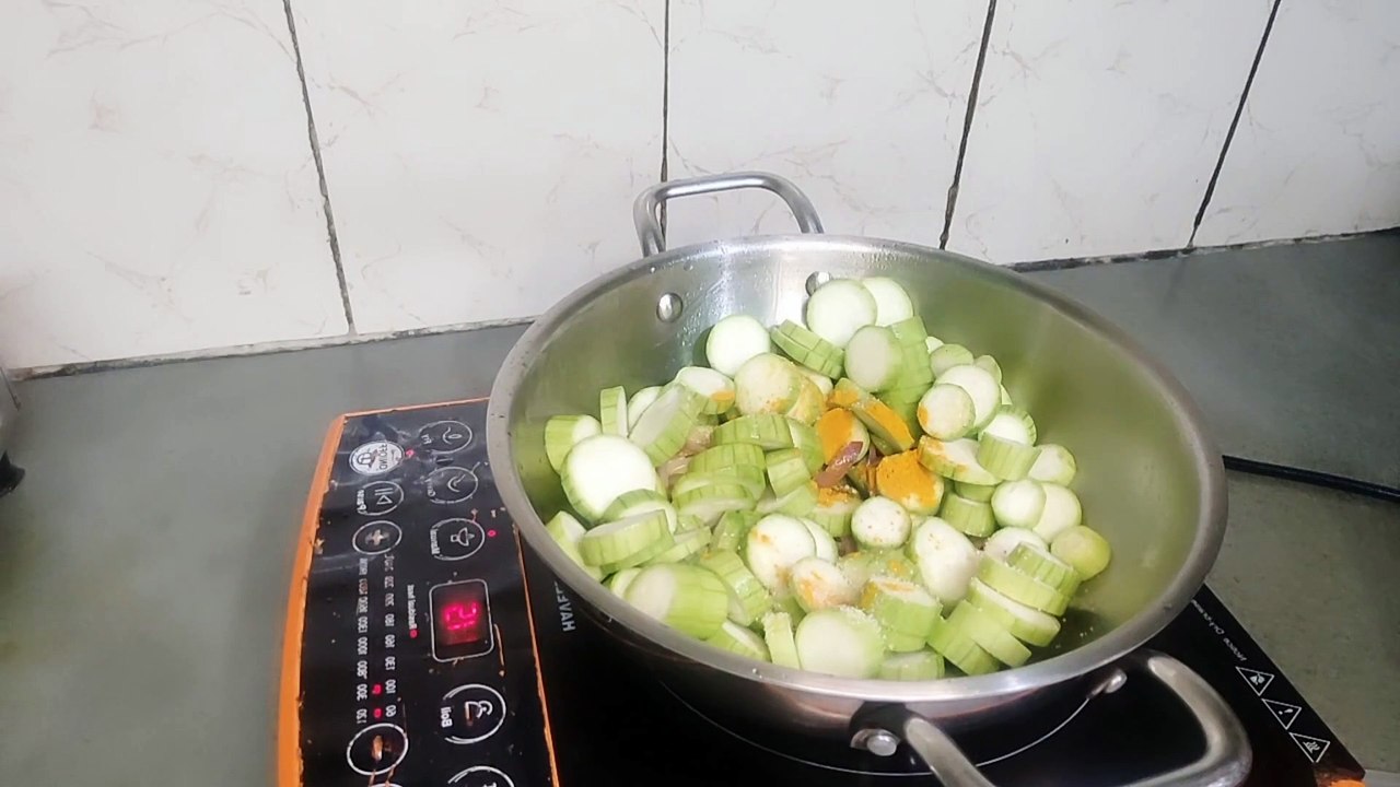 नेनुआ की सब्जी ऐसे बनायेंगे तो उंगलियाँ चाटते रह जायेंगे/Nenua ki sabji/Nenua recipe/ ki recipe