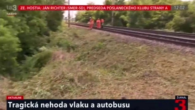 Nové Zámky, nehoda (28-1201, spr)