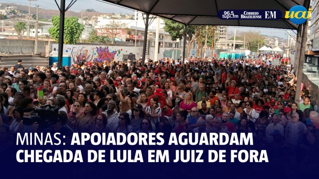 Apoiadores aguardam chegada do presidente Lula em Juiz de Fora