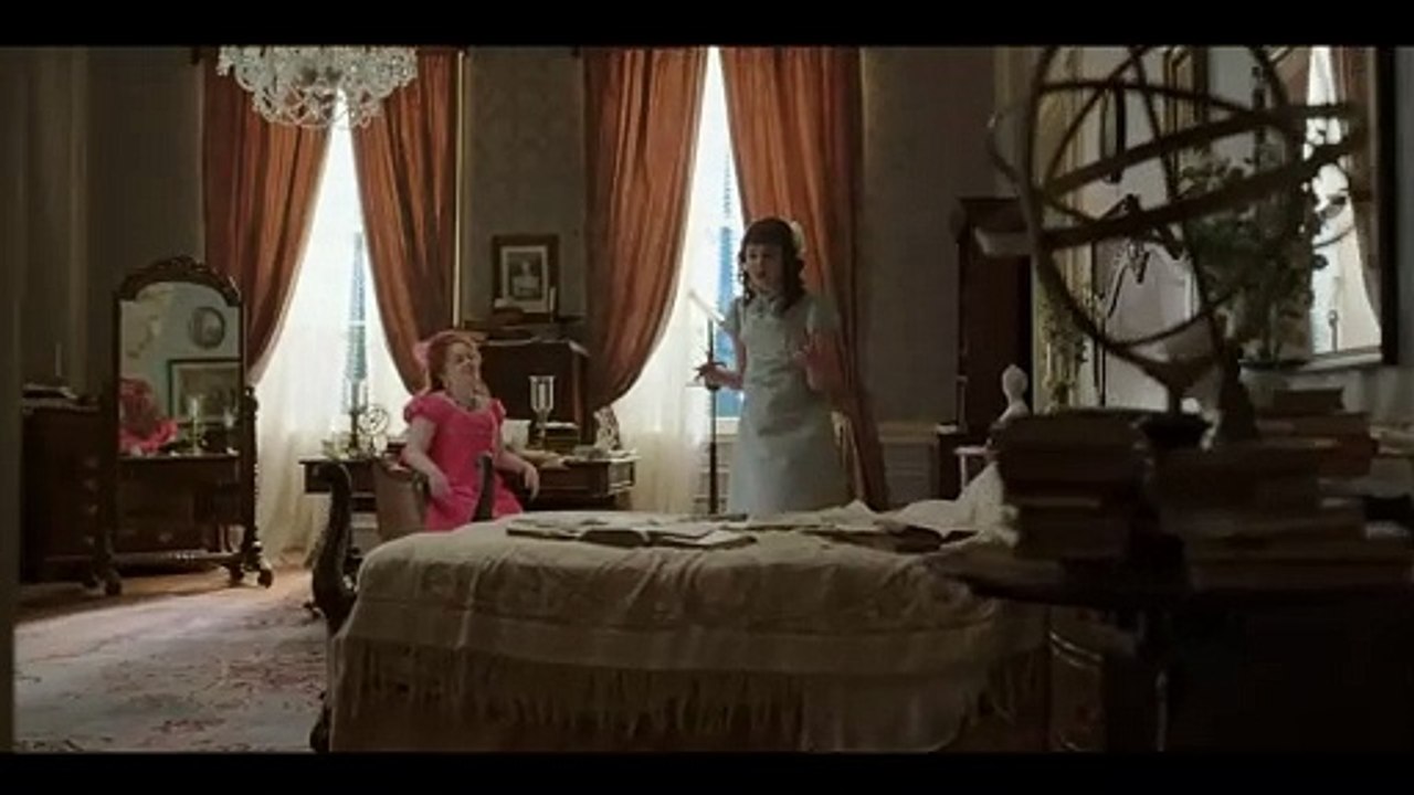 Bridgerton S1E7- Pen and El talk Lady Whistledown