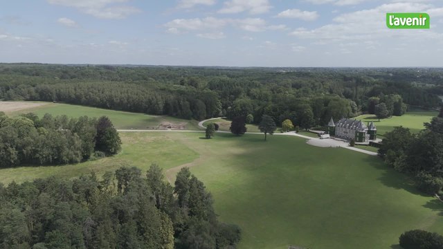 Le Brabant wallon vu du ciel : L’obélisque du château de La Hulpe