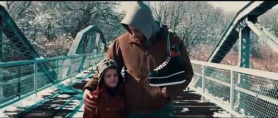 Brothers Bande-annonce (RU)