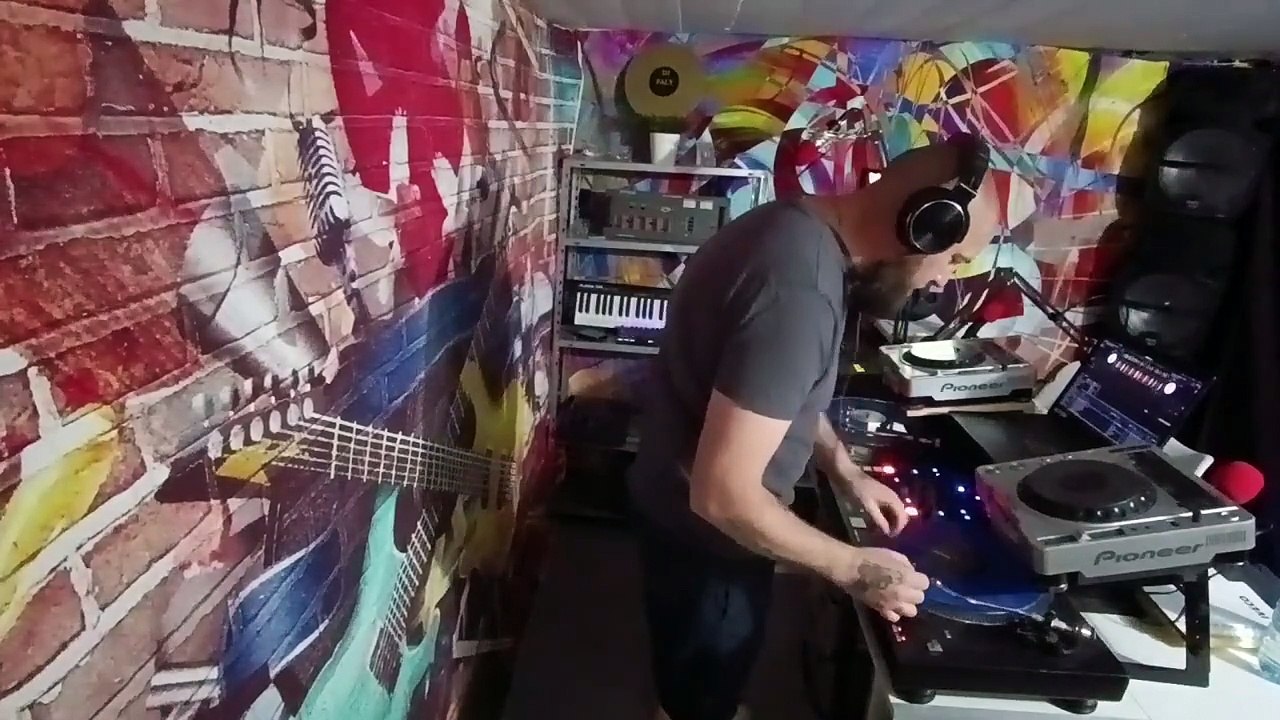 Extrait Studio Deux S avec DJ FALY