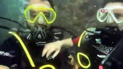 Ordu'da deniz altında afişli evlilik teklifi!